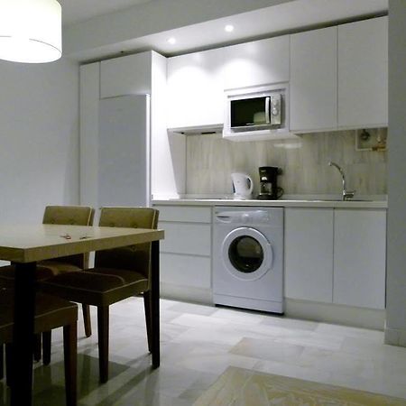 Appartamento Urbanliving Gran Capitan Granada Esterno foto