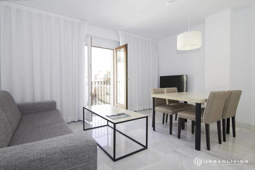 Appartamento Urbanliving Gran Capitan Granada Esterno foto